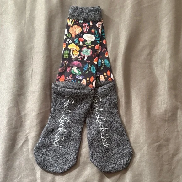 Good Luck Sock Mushroom 🍄 Trippy Socks - Picture 2 of 4